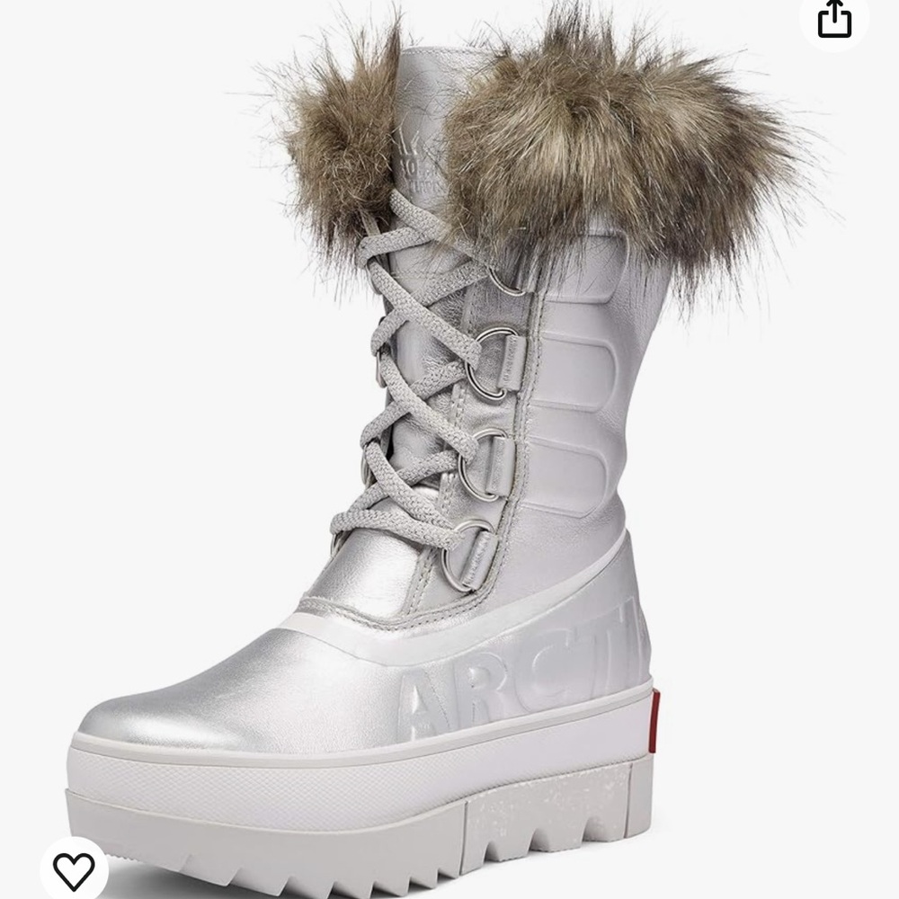 SOREL Joan of Arctic Next Pure Silver size 7